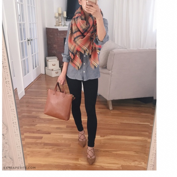 Meet your Posher, Sally - Picture 12 of 16